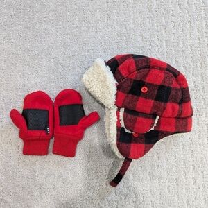 Toddler hat and mittens bundle